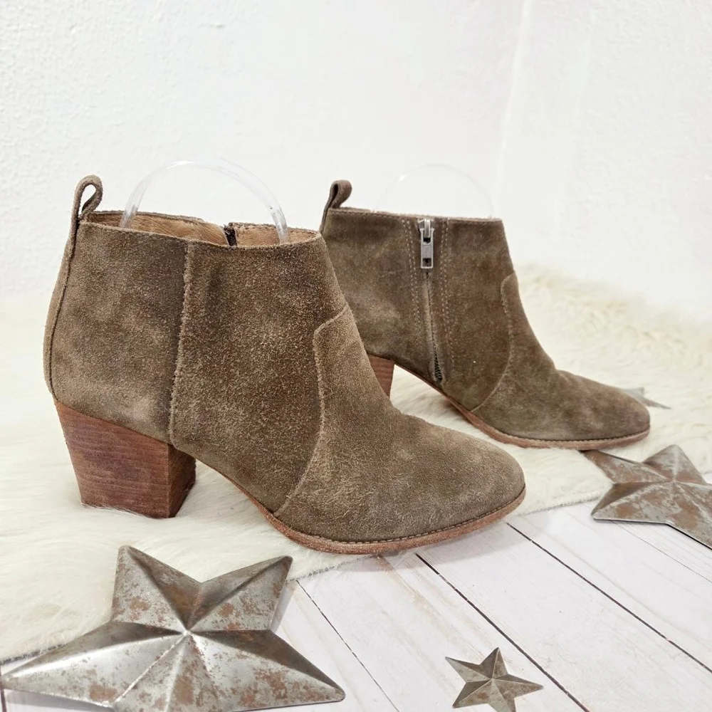 Madewell The Brenner ankle boot dark olive brown suede booties women's size 8